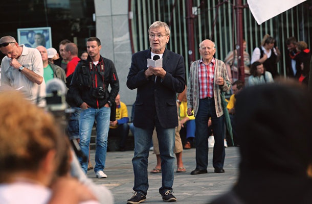 Dr. Dušan Keber na shodu za ohranitev javnega zdravstvenega sistema in njegovo socialno pravično nadgradnjo, 25. junija 2013.
