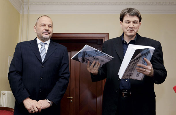 Predaja poslov med dvema bivšima finančnima ministroma: Od Francija Križaniča k Janezu Šušteršiču februarja 2012