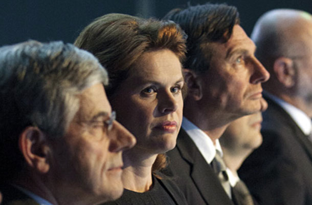 Kdo lahko prepreči norost: Miroslav Mozetič, predsednik ustavnega sodišča, Alenka Bratušek, predsednica vlade v odstopu, Borut Pahor, predsednik države