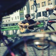 Finn: &raquo;Music and people.&laquo;