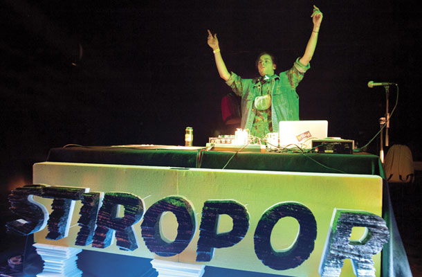 Dacho, polovica dua All Things, odprtje festivala Stiropor, Gala hala, Ljubljana