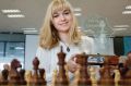 14-letna Laura Unuk, svetovna mladinska šahovska prvakinja, Ljubljana
