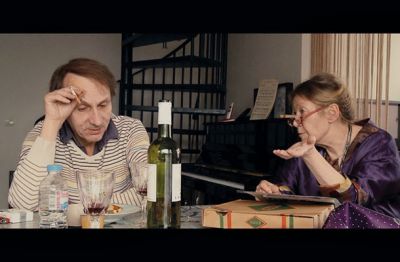 Ugrabitev Michela Houellebecqa: kontroverzni francoski pisatelj v vlogi samega sebe