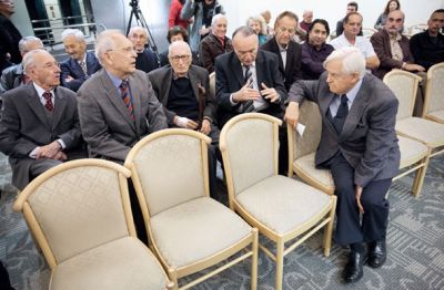 Prva in druga klop Foruma za 21. stoletje