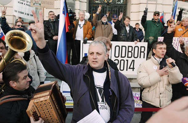 Foto tedna: Veliki shod za obrambo človekovih pravic Janeza Janše, 10. december 2014 – mednarodni dan človekovih pravic, Ljubljana
