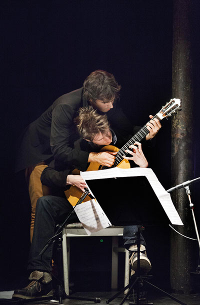 Metabonma: kitarski duo Prokofjev (Nejc Kuhar, Mak Grgić), Menza pri koritu, Ljubljana