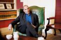 Janis je tudi s svojo ležerno zunanjostjo pri britanskem finančnem ministru raztogotil finančne trge