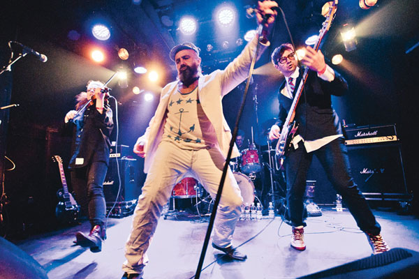 Kultur Shock (ZDA), Gala hala, Ljubljana