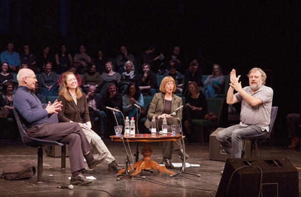 Filozofi Mladen Dolar, Alenka Zupančič in Slavoj Žižek z Jelo Krečič, Festival Fabula, SNG Drama, Ljubljana