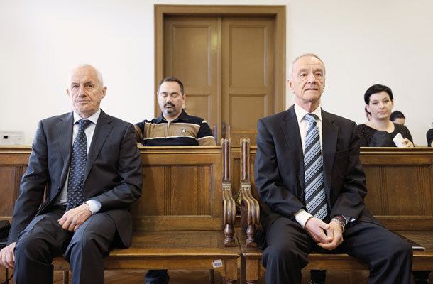 Obsojena še dva akterja afere Patria: Peter Zupan in Jure Cekuta