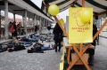 Foto tedna: Protest proti zbiranju podpisov za referendum o izenačitvi heteroseksualnih in homoseksualnih parov, Ljubljana
