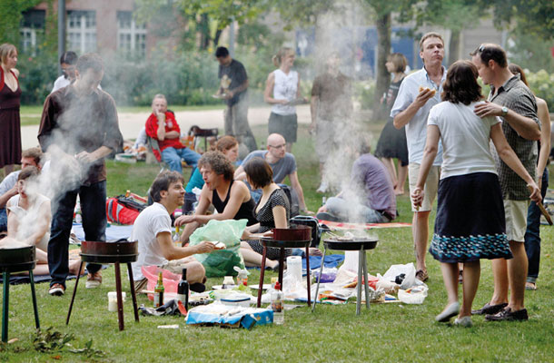 »Gril parti« v berlinskem parku 