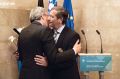 Belgijski zunanji minister Didier Reynders in veliki častnik reda krone Karl Erjavec
