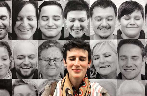 Primeri smeha v umetnosti, skupinska razstava, MGL, Ljubljana: Manca Juvan