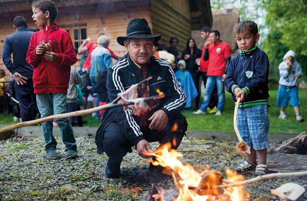 Ludvik Levačič, poglavar romskega naselja Kamenci, Ederlezi – praznik pomladi, Odranci