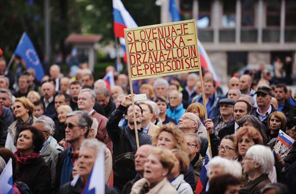 Neponosen transparent na prireditvi Ponosni na Slovenijo