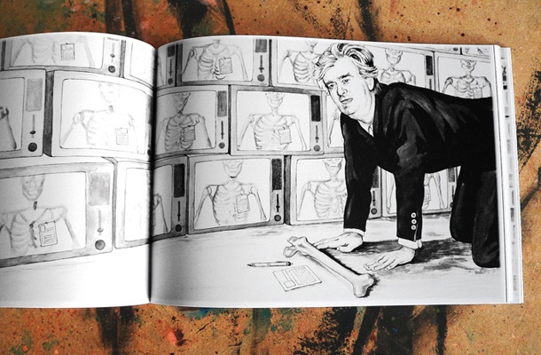 Nekdanji predsednik Republike srbske Radovan Karadžić kot pes uživa ob človeški kosti.