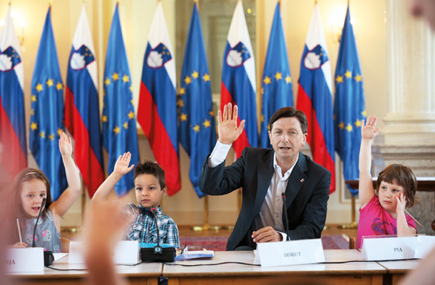 Foto tedna: Predsednik republike Borut Pahor sprejme otroke iz Vrtca Velenje (enota Vrtiljak), predsedniška palača, Ljubljana 