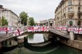 Pred nogometno tekma Slovenija : Anglija, Tromostovje, Ljubljana
