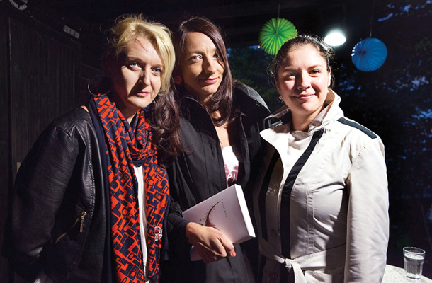 Irena Štaudohar, Vesna Milek in Jela Krečič, literarni večer, Letni vrt Gajo, Ljubljana