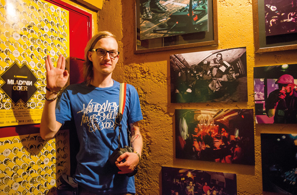 Nejc Keriš, odprtje razstave fotografij z Mladininega odra, Jazz klub Satchmo, Maribor