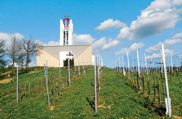 Cerkev v Košakih 