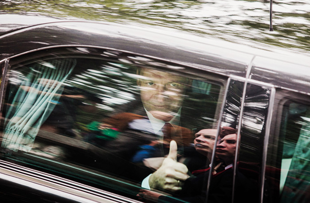 Foto tedna: Ruski premier Dmitrij Medvedjev ob prihodu na slovesnost ob Ruski kapelici pod Vršičem, postavljeni v spomin na več sto ruskih vojnih ujetnikov, ki so umrli med gradnjo ceste čez Vršič.