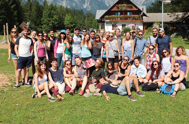 Trismerna študentska izmenjava: psihologi z Malte, iz Finske ter rodne Slovenije, Bohinj / Foto Ana Reberc