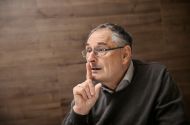 dr. Andrej Robida