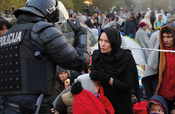 Ali tudi za vročičnega otroka veljajo stroga schengenska pravila?