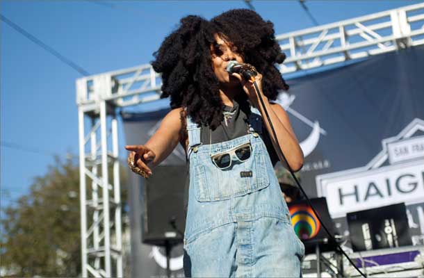 Erykah Badu: But You Caint Use My Phone