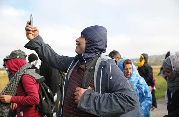 Vseprisotni pametni telefon. Na sliki: Pot med Rigoncami in Brežicami, oktobra letos.