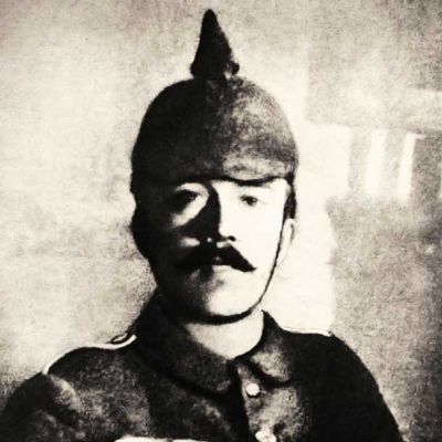 Na belgijski fronti v prvi svetovni vojni blizu mesta Yper leta 1915