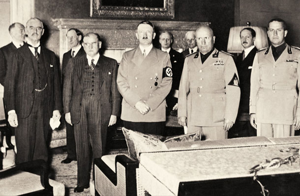 Chamberlain, Daladier, Hitler, Mussolini in grof Ciano v Münchnu 29. septembra 1938