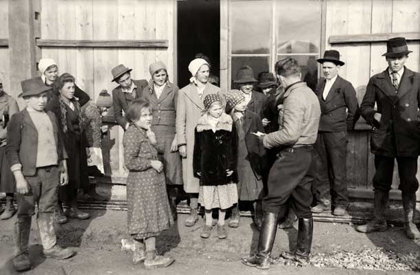 Izgnanci iz Stopič pri Cerkljah v Rajhenburgu, november 1941 