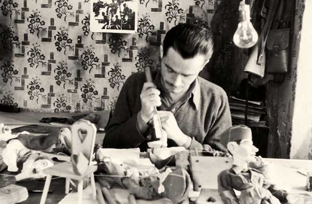 Izdelava lutk za partizansko gledališče