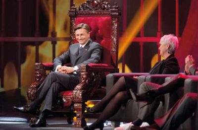 Predsednik Pahor na snemanju šova Na žaru (desno od njega Jadranka Kosor, bivša predsednica hrvaške vlade)