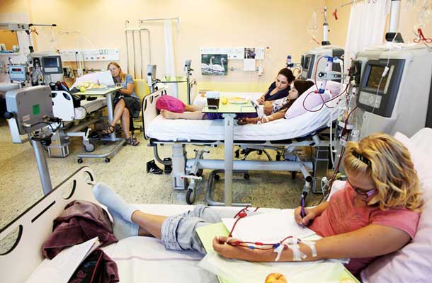 Koliko bolje bi morali delati učitelji v bolnišnični šoli, da bo dovolj dobro?