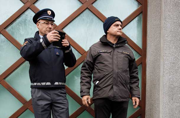 Predsednik Sindikata policistov Slovenije Zoran Petrovič in predsednik Policijskega sindikata Slovenije Radivoj Uroševič