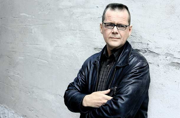 Kari Hotakainen: Zakon narave