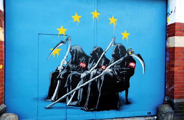 Grafit, ki prikazuje Mednarodni denarni sklad, Evropsko centralno banko in EU kot grobarje evropske ideje 