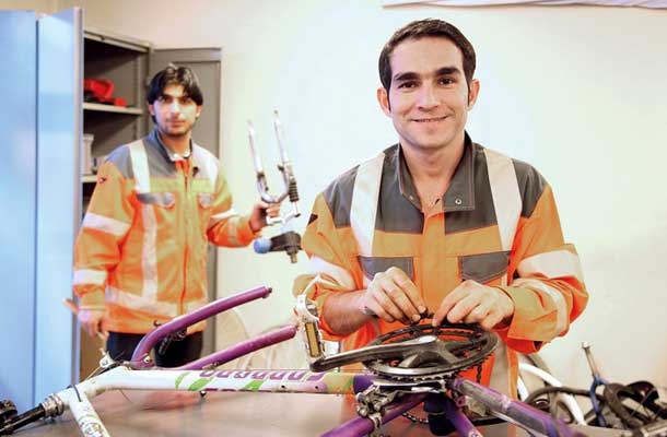 Delovna praksa za mlade begunce v šoli na Dunaju