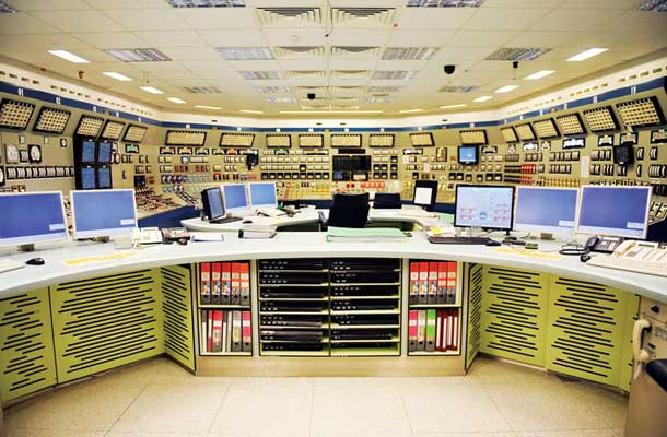 Nadzorna soba v Jedrski elektrarni Krško