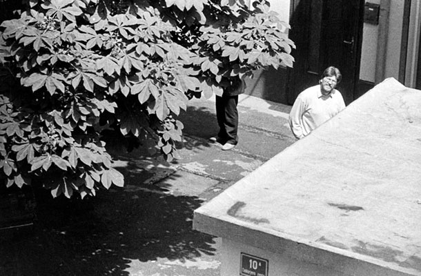 Udbovci ne peljejo Igorja Bavčarja na policijo 31. maja 1988?