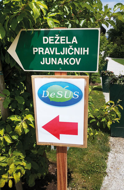Slavnostna akademija ob 25-letnici DeSUS, Volčji Potok
