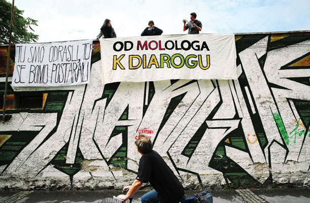 Po monologu in nasilju čas za dialog o Rogu