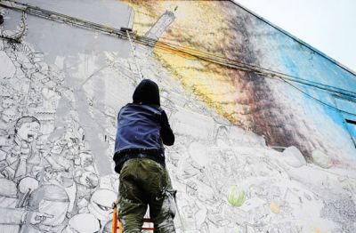 Blu med uničevanjem lastnih stenskih poslikav v Bologni