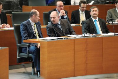 Vrhovni in njegov namestnik Predalič