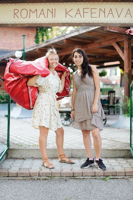 Heli, Carla in »zofa«