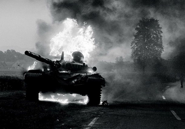 Goreči tank JLA, Moste pri Komendi, Vojna v Sloveniji, 1991